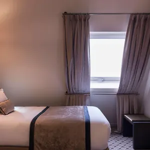 4* Hotel La Des Ternes