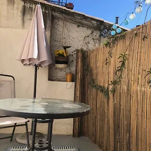 studio-terrasse-clementine.aixenprovencehotels.org/