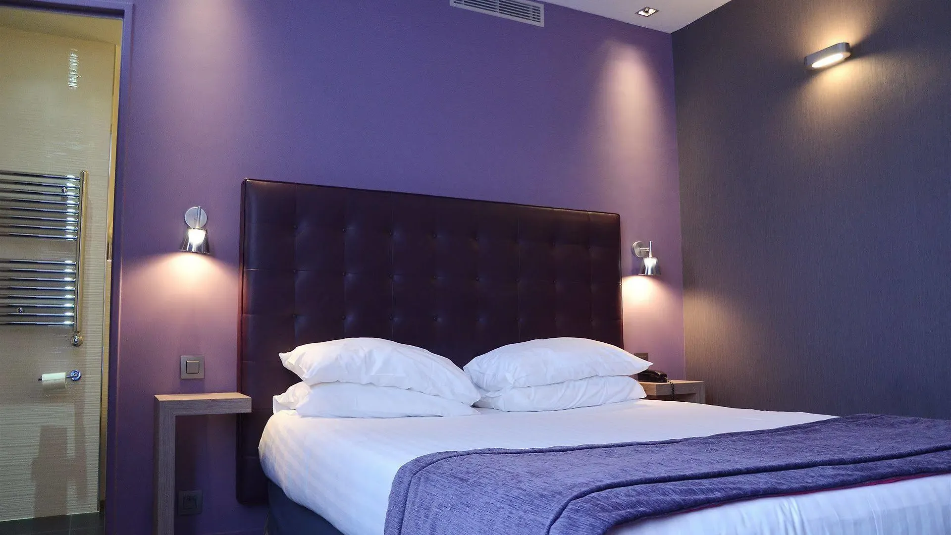 Hôtel Saint-Charles Paris France