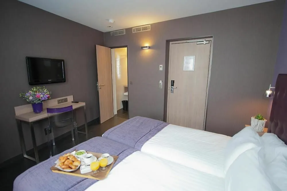 Hôtel Saint-Charles Paris 3*,