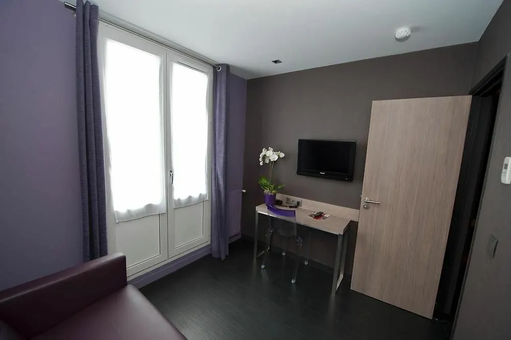 *** Hotel Hôtel Saint-Charles Paris France