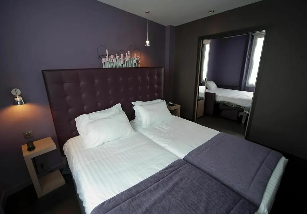 Hôtel Saint-Charles Paris 3*,
