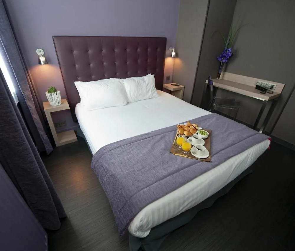 Hotel Hôtel Saint-Charles Paris