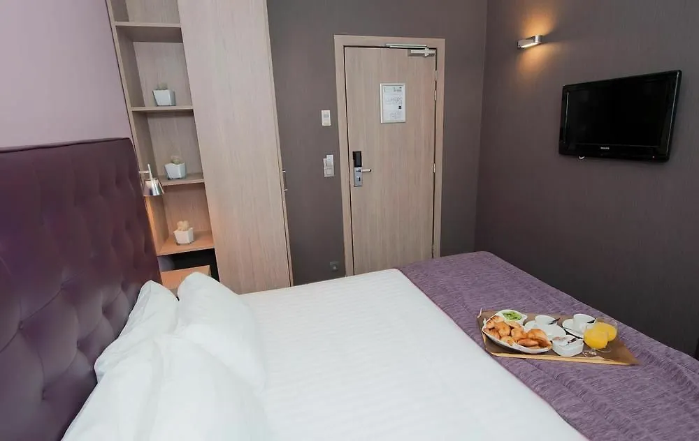 Hotel Saint-Charles Paris